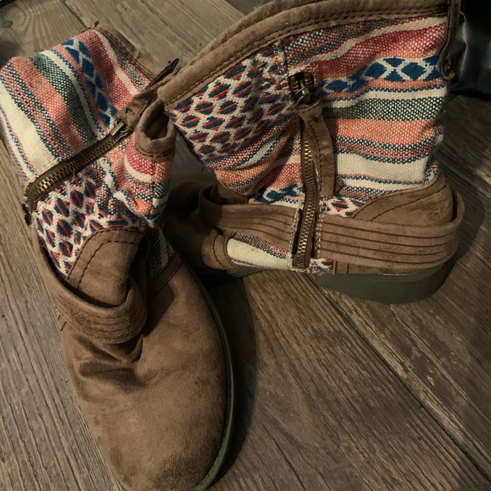 Roxy shorty boots